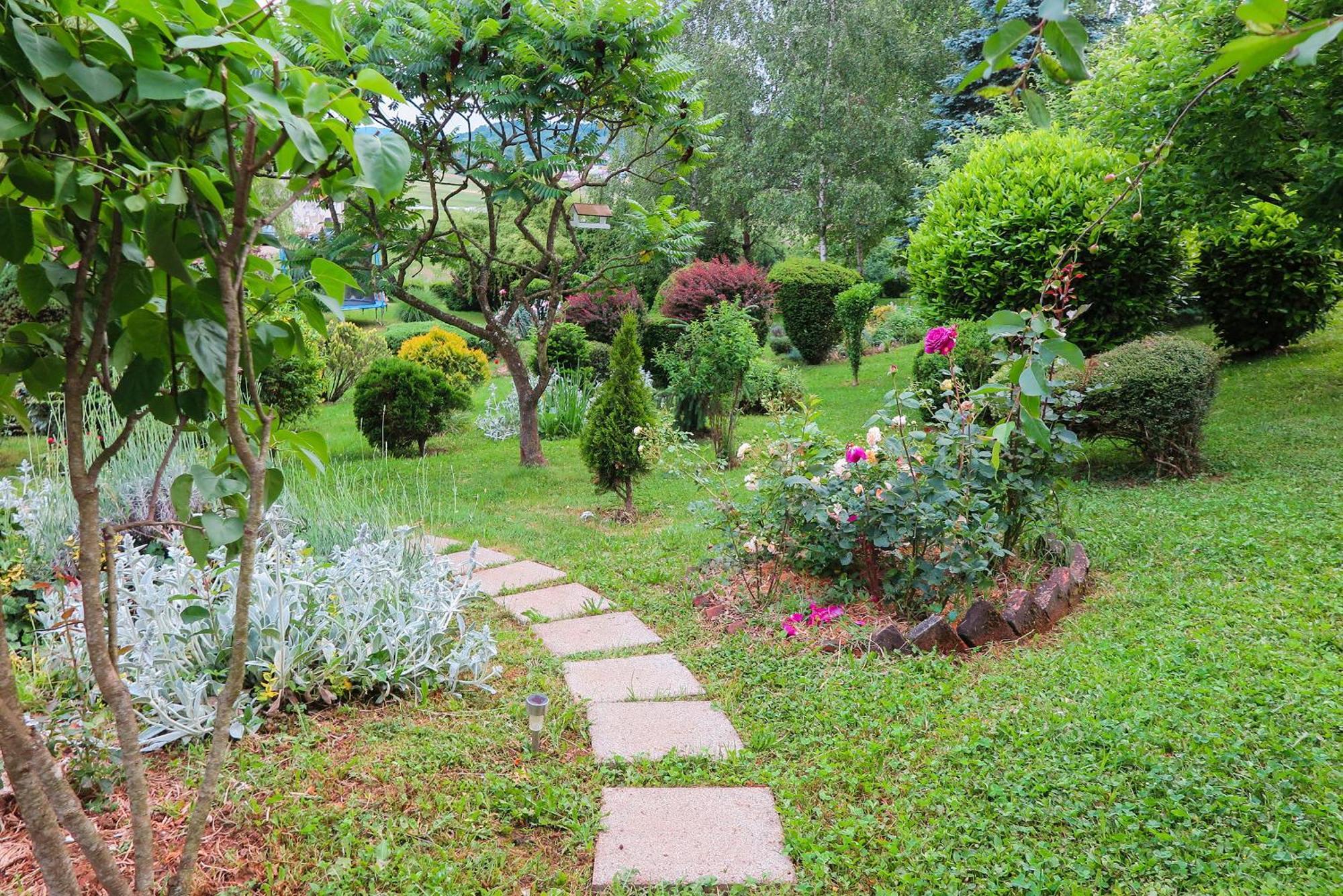 Apartment Garden Korana Карловац Экстерьер фото